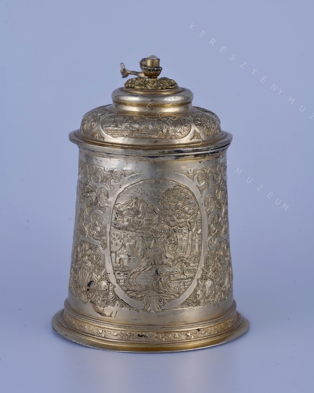 Tankard with cover