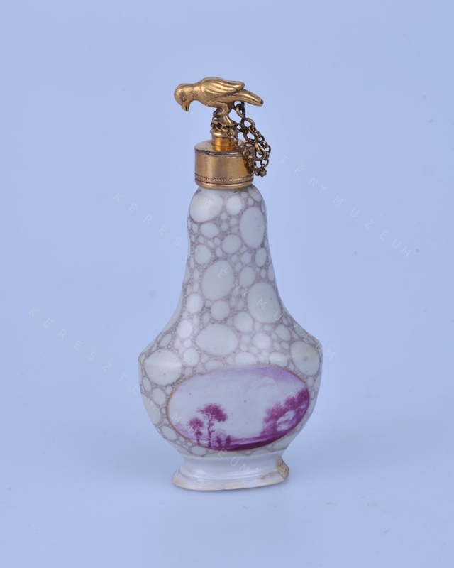 Perfume bottle
